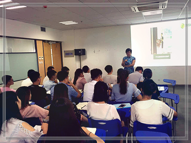 5b7541b35e4a6.jpg 2017090415314010156.jpg